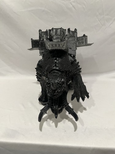 Gargantuan Squiggoth Forgeworld Orchi Orchi Warhammer 40K Lotto 2 - Foto 1 di 3