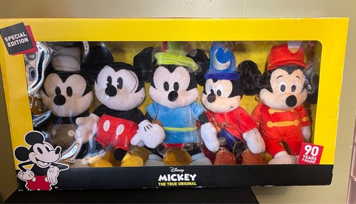 DISNEY SPECIAL EDITION, 5 MICKEY PLUSH, 90 YEARS OF MAGIC THROUGH THE YEARS