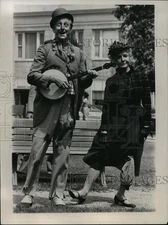 1966 Press Photo Ray Bolger, US actor - mjx13905