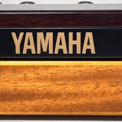 大正琴　YAMAHA TH-10E YAMAHA TH-10E Electric Taishogoto with Wooden Palm Rest
