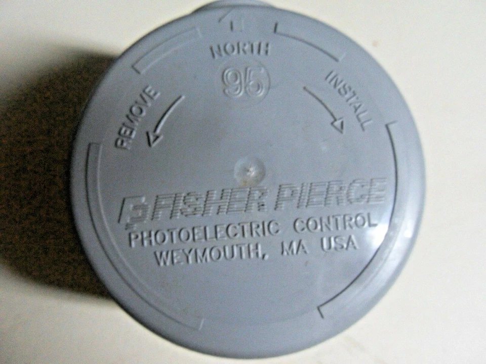 Novo controle fotoelétrico de iluminação externa Pacific Scientific 7760-Ess - Imagem 3 de 3