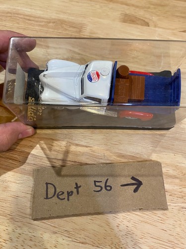 Solid 1/43 Scale 4427 - Dodge Truck Tray ""Pepsi Cola"" - White/Blue - Picture 2 of 4