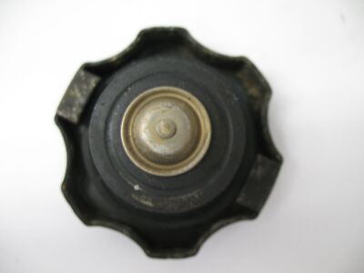 確認用お写真 ビデオ Kawasaki ZX 7 F 1990 Radiator Cap 49085-1054 I15 for sale