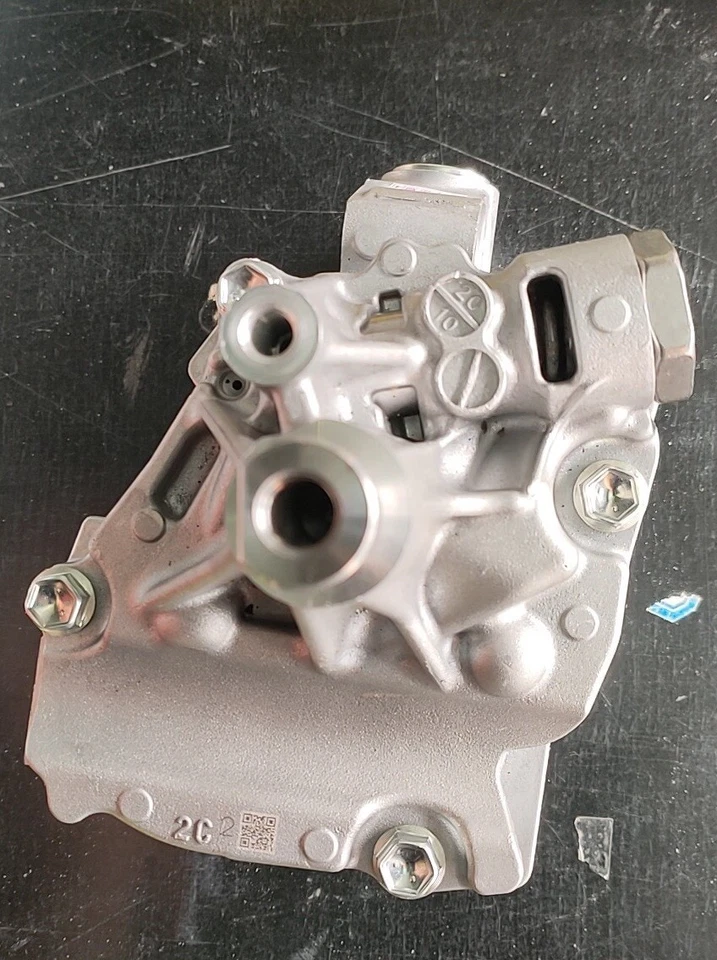 Conjunto de bomba de aceite 15100-24020 para Toyota Corolla Foto 2 de 4