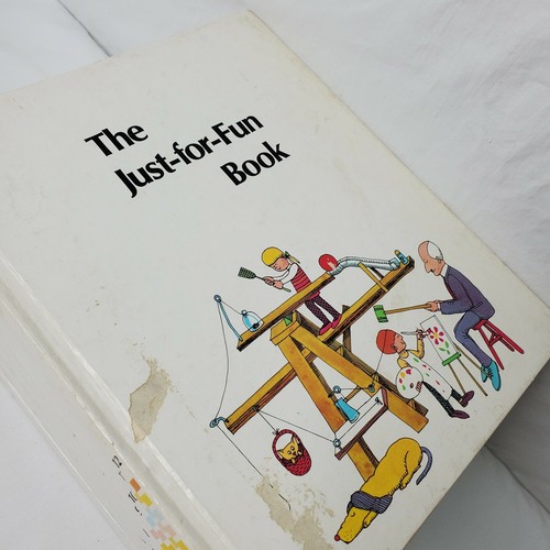 Britannica Discovery Library 1-12 Kids Hardcover Book Set Colors Animals 70s - Picture 9 of 10