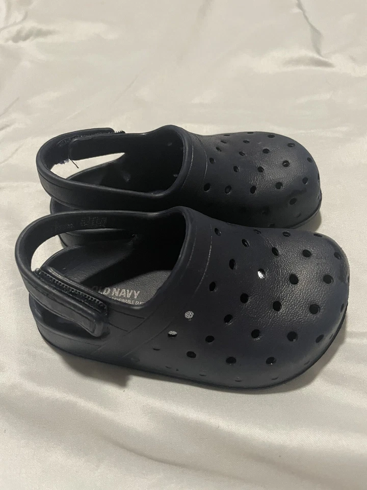 Crocs para niños pequeños talla 5 Foto 4 de 4