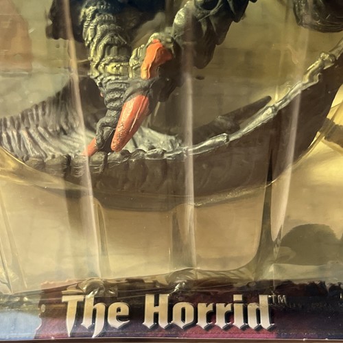 McFarlane Dark Ages Spawn ‘The Horrid’ Figure - Series 11 - NIB - Picture 3 of 4