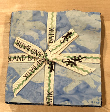 NUOVO Island Stamps Batik 42 Pezzi 5” Sq BLUES Midnight Tinsel Confezione Tessuto Cotone