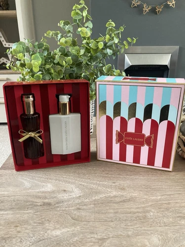 Estée Lauder Youth Dew Perfume Gift Set Brand New