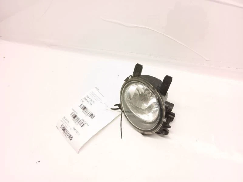 13-15 BMW F30 320i 328i farol de neblina esquerdo parachoque 63177248911 - Imagem 2 de 4