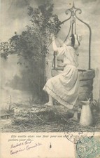 CP SERIE FEMME PIEDS NUS AU