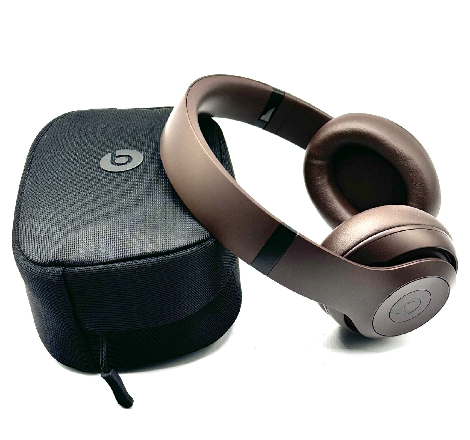 Beats by Dr. Dre Studio Pro Bluetooth NC Headphones MQTT3LL/A APPLECARE BROWN eBay