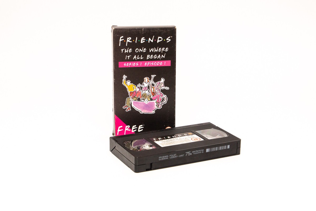 Rare Pilot Friends 'The One Where It All Began' Season Episode