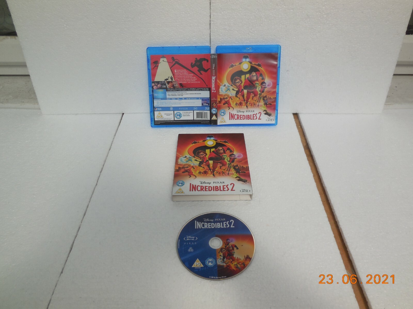 Disney THE INCREDIBLES 2 BLU RAY   ~ Region 2 ~ Rated PG  ~ used