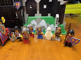 LEGO 6086 Black Knight's Castle with instructions, 99.9% complete! RARE