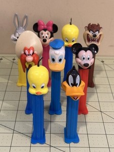 vintage pez dispensers ( Disney & Looney Tunes )
