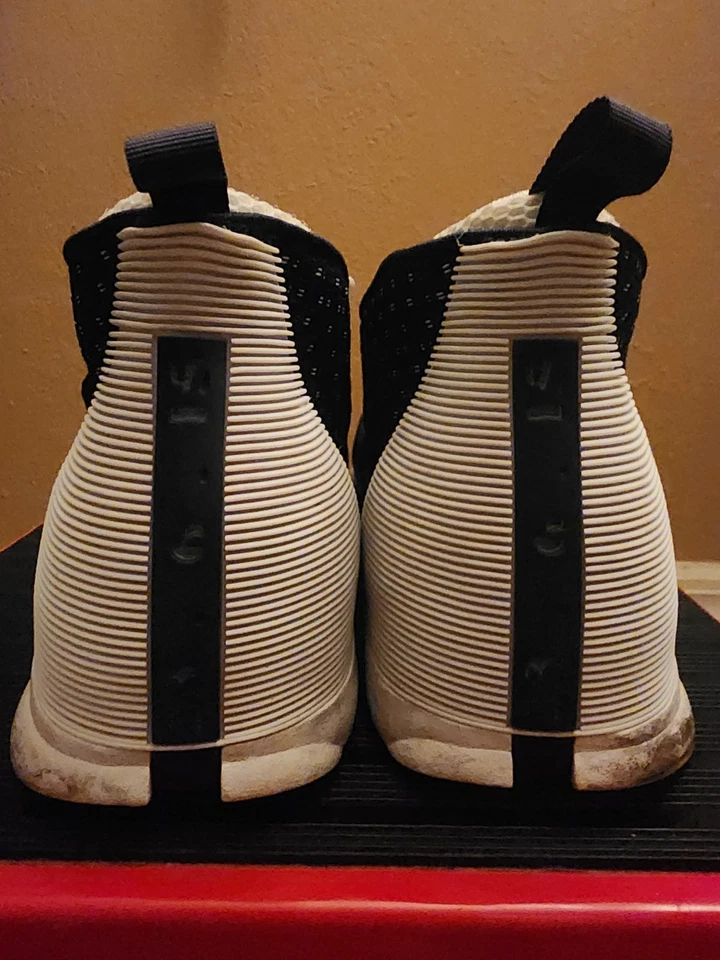 Air Jordan 15 Retro 2017 Obsidian TALLA 10,5 PARA HOMBRE 881429 400 Foto 4 de 4