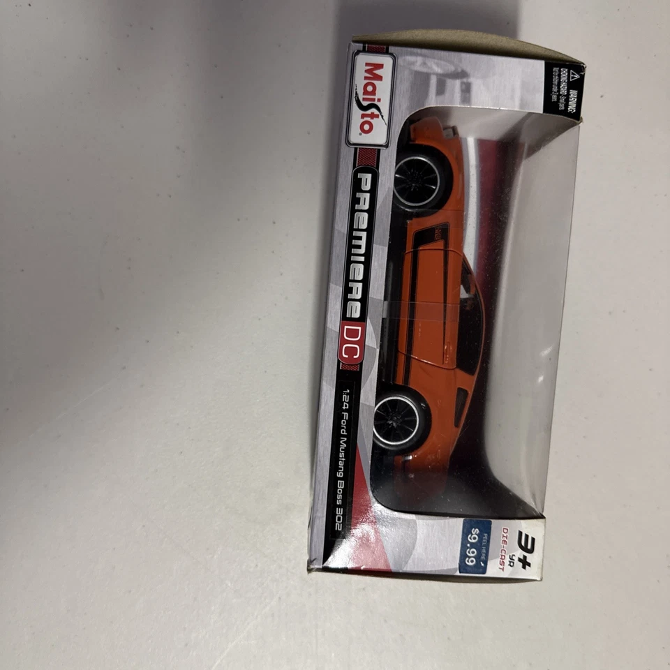 Ford Mustang Boss 302 2012 naranja y negro 1/24 coche modelo diecast de Maisto Foto 2 de 4