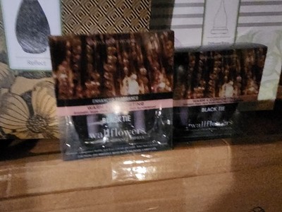 Bath And Body Works Wallflower Black Tie 2 Packs Of 2