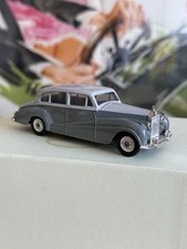 Dinky Toys 150 Rolls Royce Silver Wraith Saloon Car Near Mint