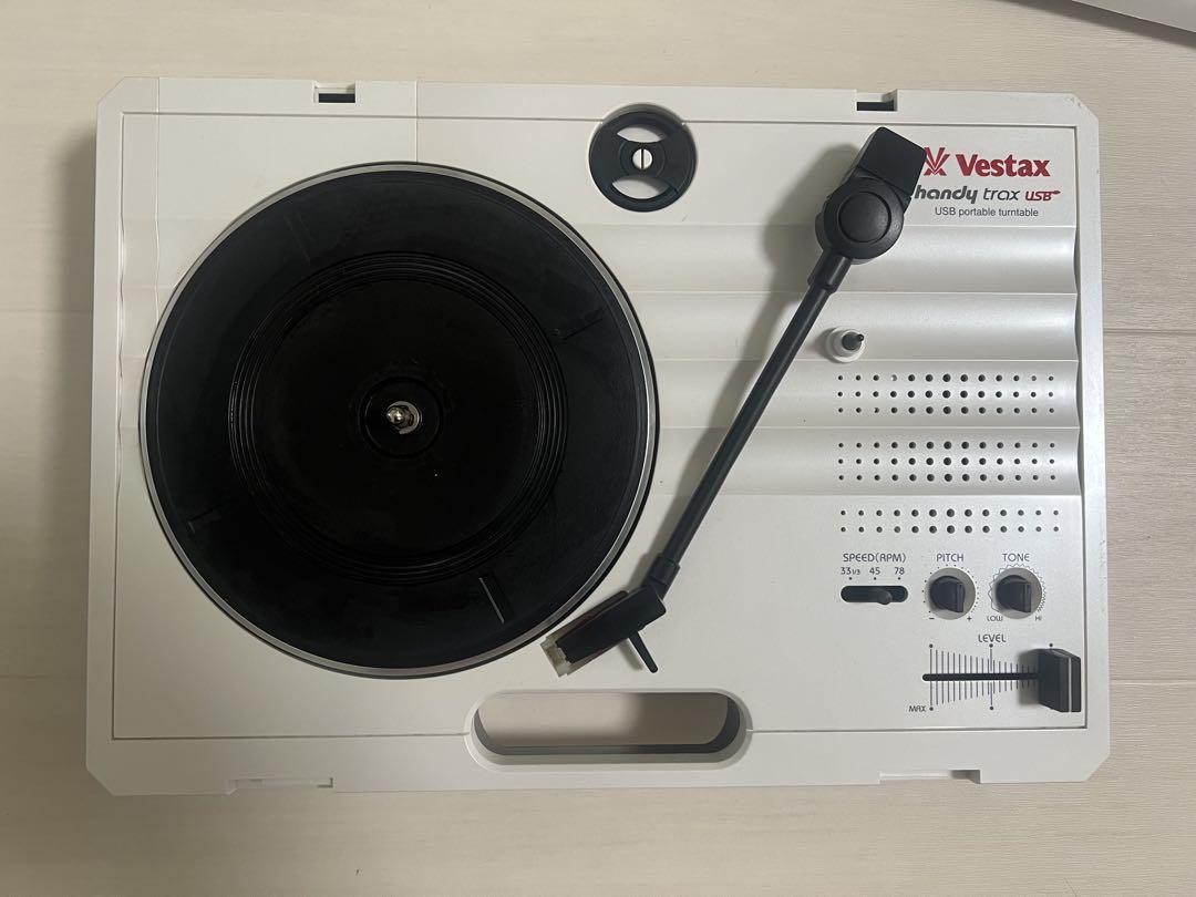 DJ機材 Handy trax / Vestax Vestax handy trax USB White Portable Turntable Handytrax