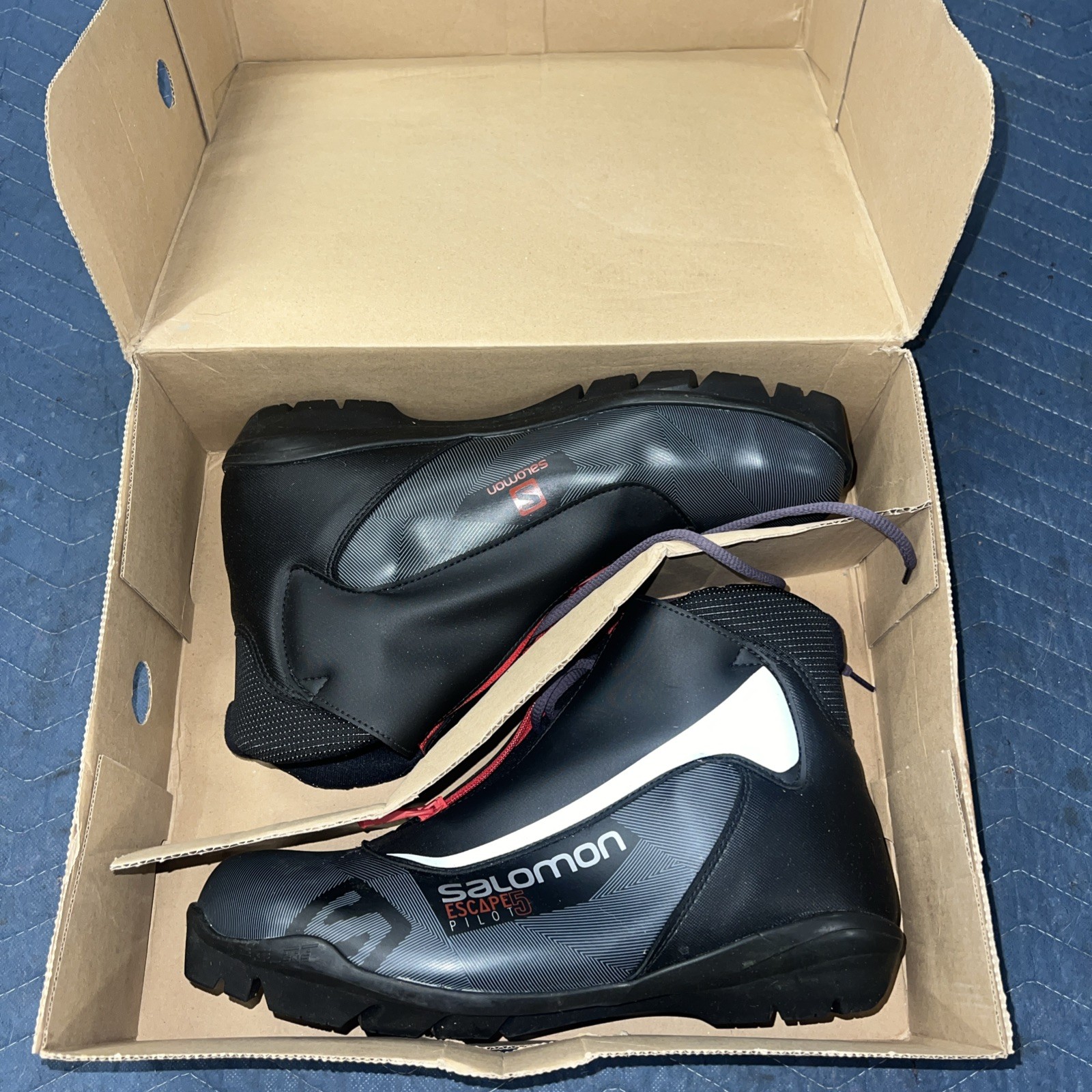 Scarponi da sci di fondo Salomon Escape 5 Pilot USA 12 UK 11 5 nuovi con scatola!