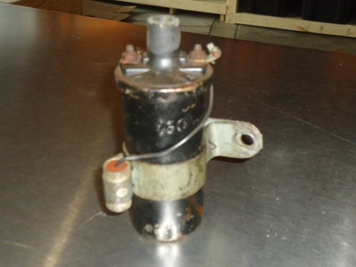 Bobina de encendido Delco Remy OEM de fábrica con soporte 430 Oldsmobile Olds años 60 - Imagen 2 de 6