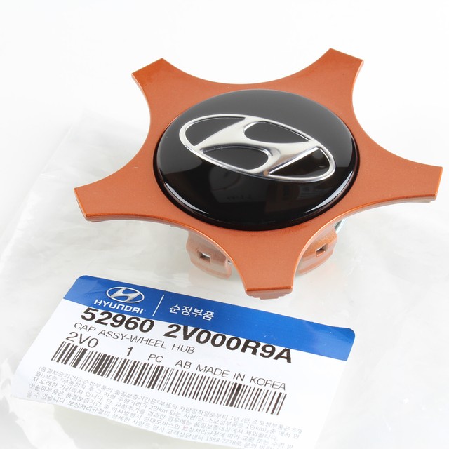 Genuine Hyundai Veloster Wheel Center Cap 52960 2V000R9A Quantity=1