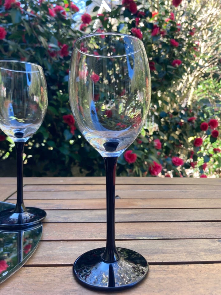 Set 6 Vintage Hand Blown Lumincar French Black Stem Wine Glasses height 20cms - Image 2 of 4