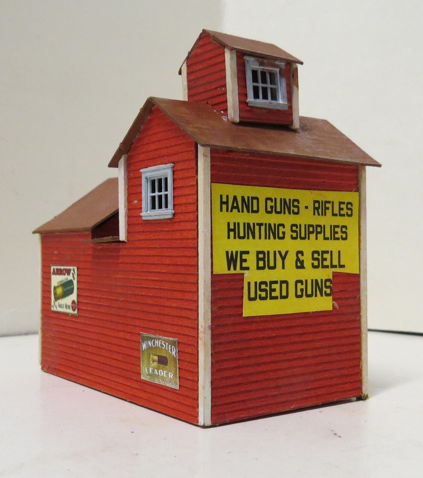 MILLER'S GUN SHOP. BUILT. WOOD. DETAILED. WEATHERED. HO eBay