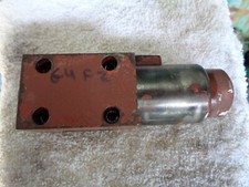 Kubota R510 Loader   Solenoid Valve 68881-98430. ( Read )