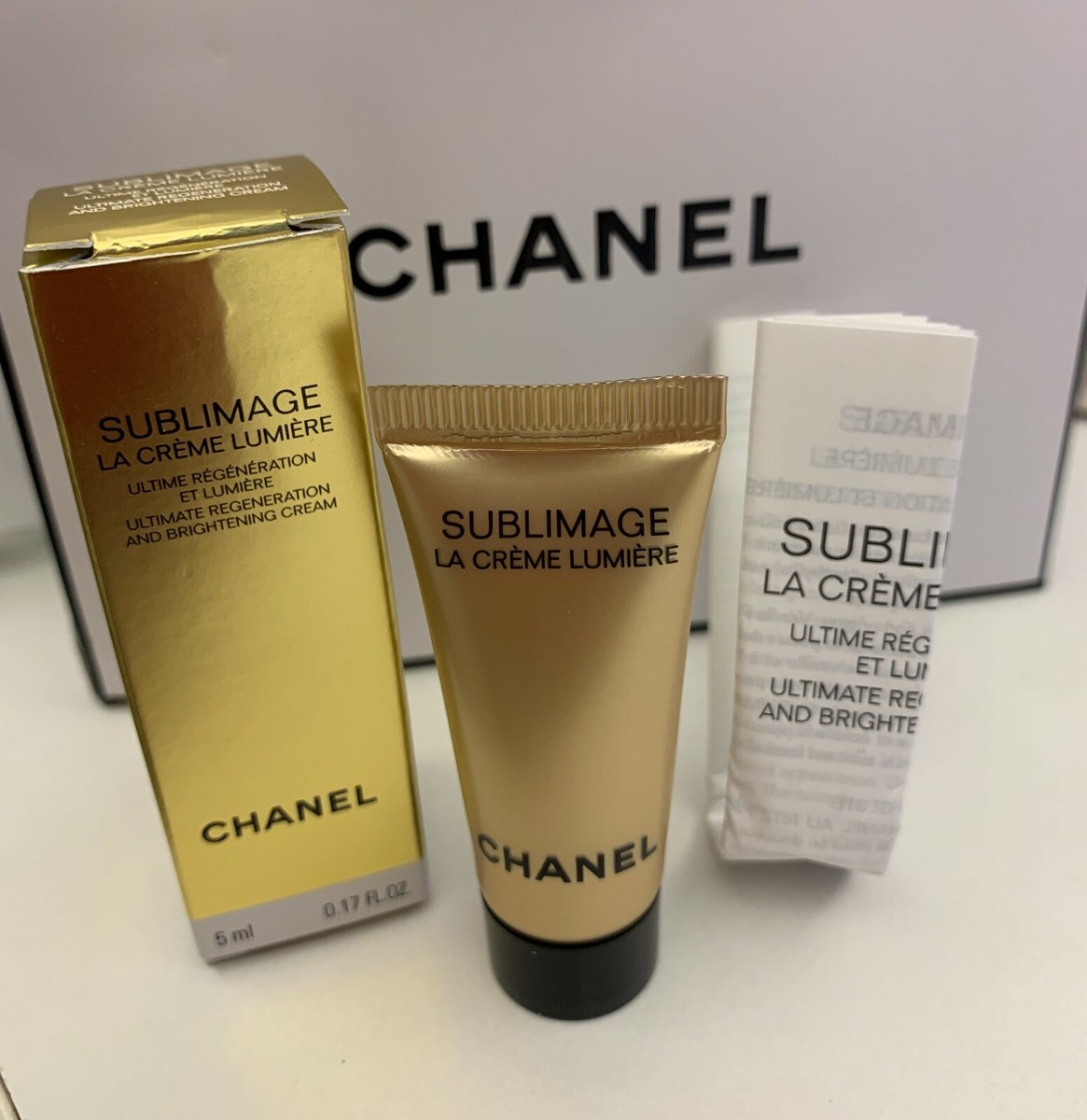 ゆ*か様 CHANEL SUBLIMAGE LA CRÈME LUMIÈRE 5 s-l1200.jpg