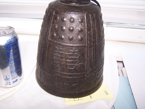 Qing edo Bronze LARGE Decorated Temple Bell Hanging Bell Bonsho CHARACTERS - Picture 5 of 7