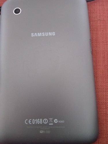 Samsung Galaxy Tab 2 7.0 used with purple cover and USB cable - Picture 5 of 9