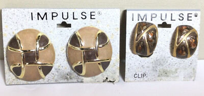 PRETTY VTG MIXED 2 PAIR LOT OF ENAMELED CLIP-ON EARRINGS MULTICOLORED NICE