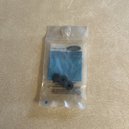 NOS OEM Ford E3HZ-3E613-B Power Steering Housing Cover Plugs (3) - Foto 4 di 6