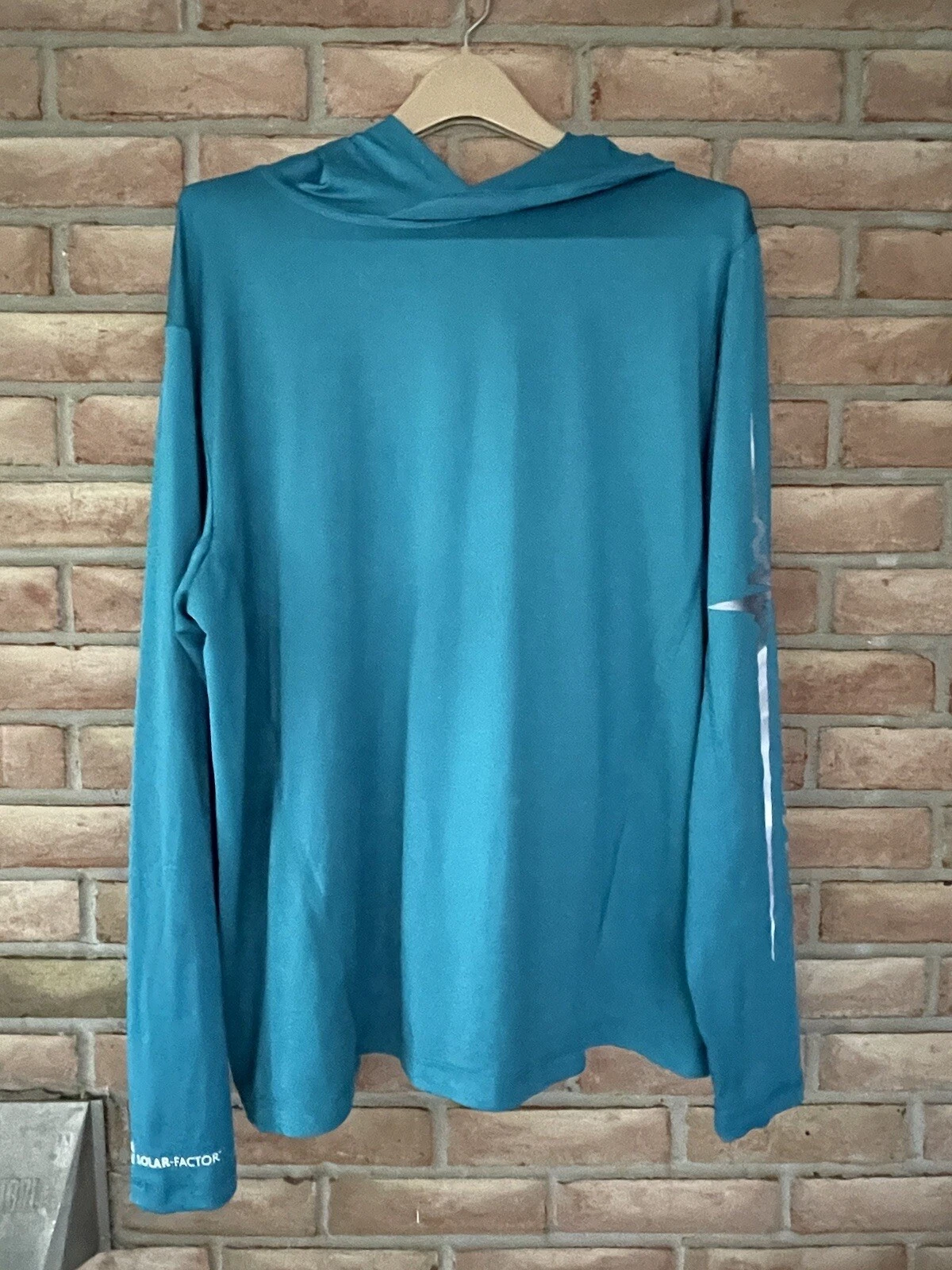 Habit Fishing Long Sleeve Hoodie Pullover Teal Men's Size Large Solar Factor