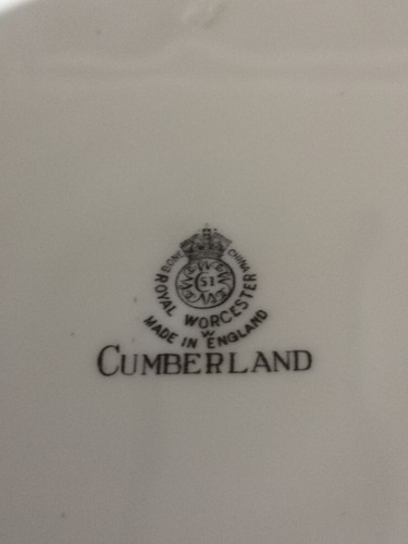 Piatto vintage Royal Worcester Cumberland - Foto 2 di 3