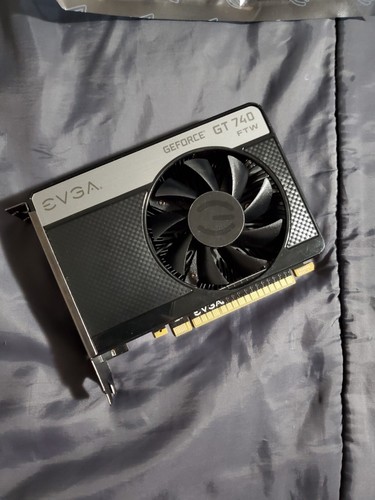 Carte Graphique EVGA GT 740 1Go GDDR5 – DVI / Mini HDMI, ITX, Occasion