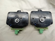 2 Stück Nebenuhrwerke Siemens S24529-E44-A4 gebraucht