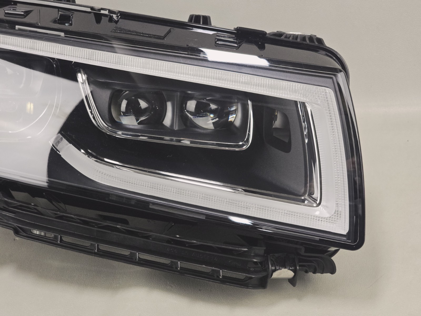 2021-2024 Rolls Royce Ghost Laser Headlight Right Passenger Side COMPLETE 
