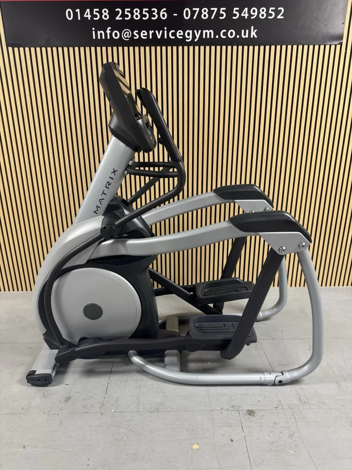 PACKAGE DEAL! 5 X Matrix E7xi Elliptical Cross Trainer. Commercial Gym Equipment - Image 3 of 4
