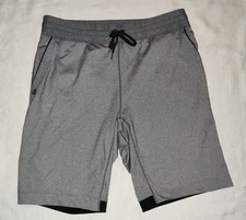 NICE Manduka Mens Gray Black Yoga Shorts Medium M USED