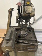 Troncatrice a disco per metallo usata in buone condizioni, pronta all'uso