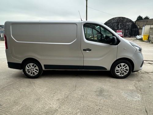 RENAULT TRAFFIC LL29DCI LWB BUSINESS Plus EURO 6 ULEZ FREE ULTRA LOW MILES - Picture 8 of 12
