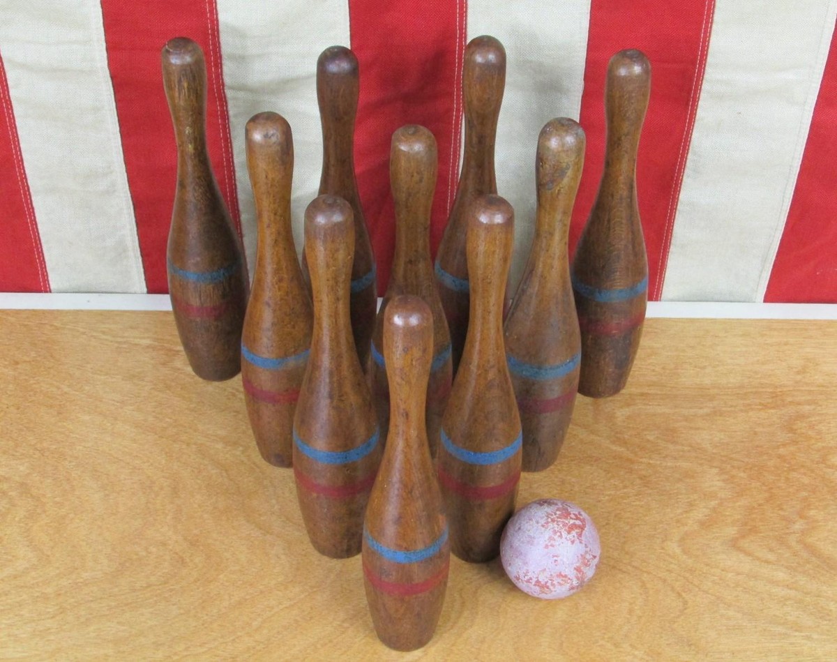 Vintage 1900s Antique Bowling Wood Skittles/Duck Pins Game Ten