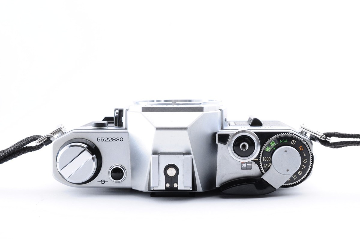 Canon AE-1 /ZOOM LENS FD 35-70mm 1:3.5-4.5 一眼レフカメラ