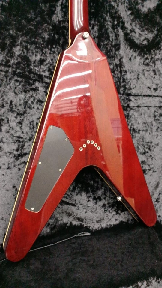 DEAN DEAN V79 二手 2006 桃花心木身体桃花心木颈部红木指板 Sunburst — 第 4/4 张图片