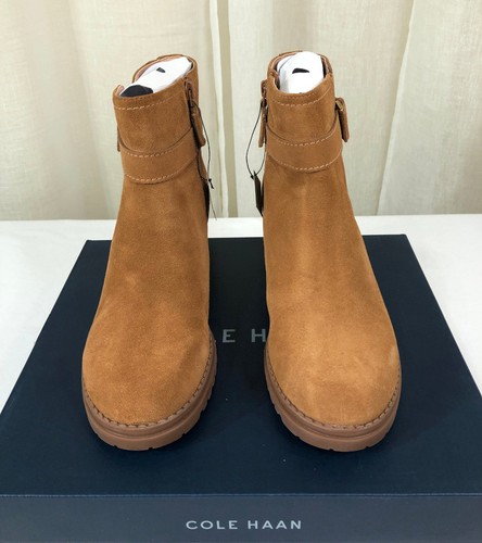 NUEVO EN CAJA COLE HAAN Catherine Impermeable Gamuza Cremallera Lateral Botín EE. UU. 8 Golden Honey - Imagen 8 de 24