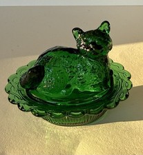 Mosser VTG Hunter Green Cat on Nest Salt Cellar Art Glass New Old Stock Purrfect